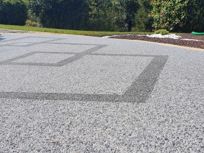 Terrasse résine drainante avec motifs